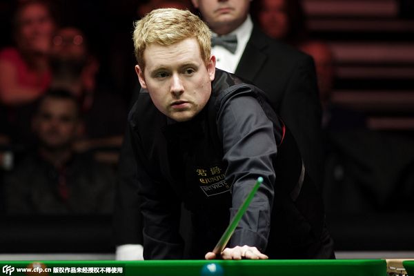 人表现背后 人表现背后