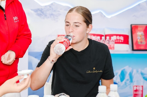 舞台上完成 舞台上完成